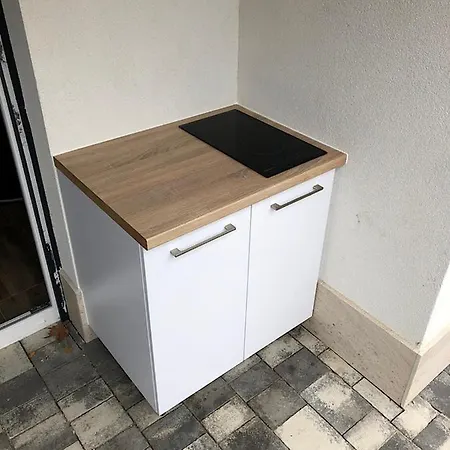 Apartament Zr9 *