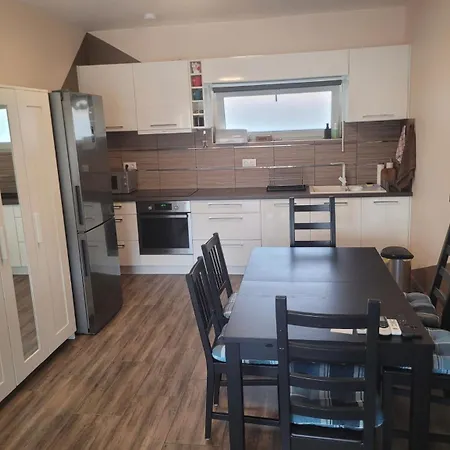 Zr9 Апартаменты *