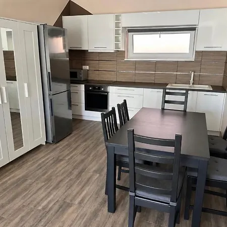 Apartment Zr9